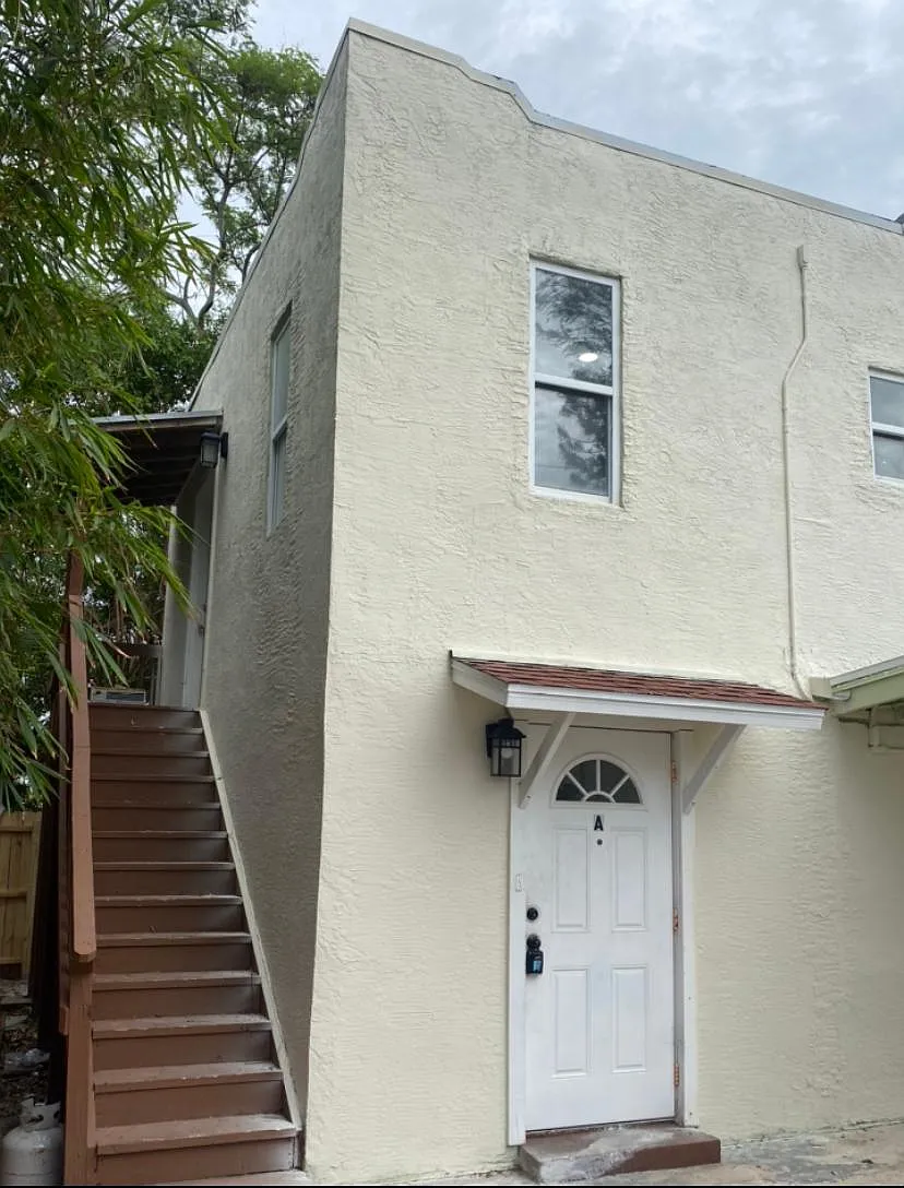 3516 Greenwood Ave — Photo 1