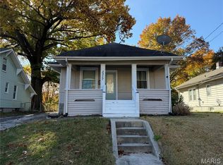 3317 Jackson St, Alton, IL 62002