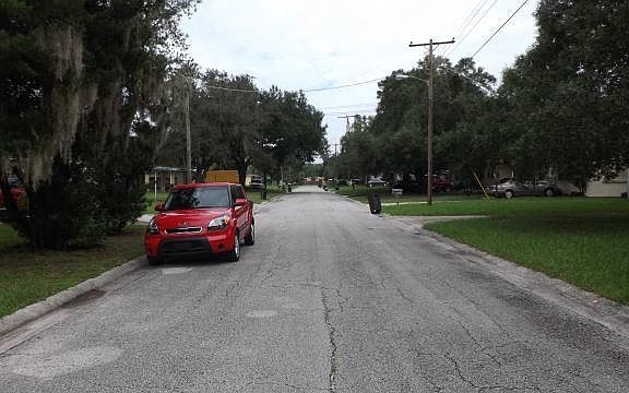3rd image of 402 Bonnie Dr