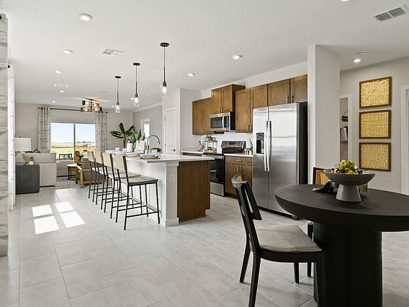 3rd image of 1916 Diamond Head Cir