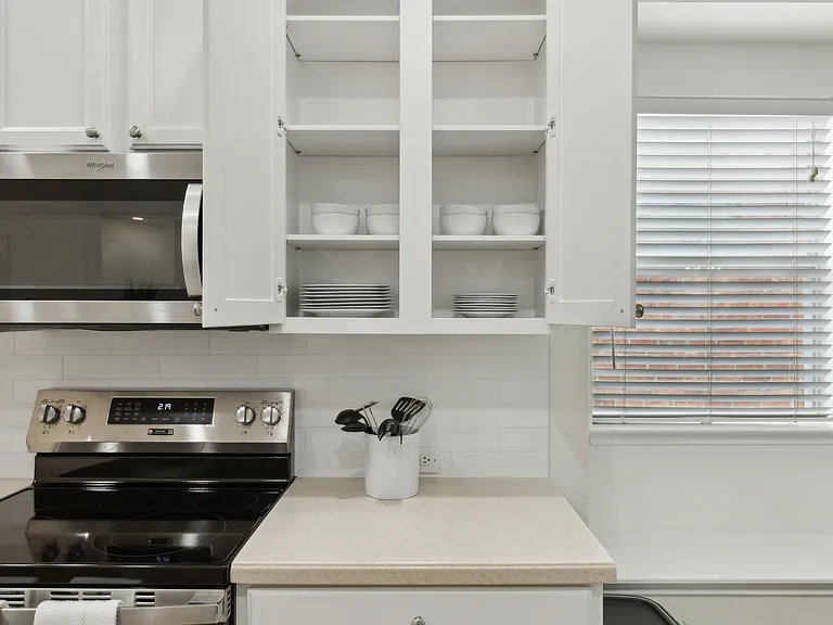 8824 Tyler Dr — Photo 11