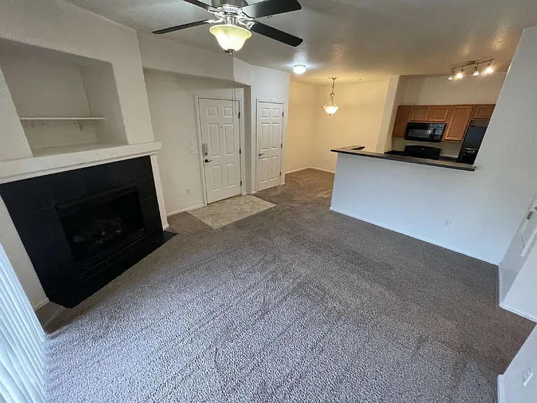 15700 E Jamison Dr #1103 — Photo 7