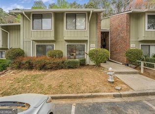 2185 Surrey Ct SE, Marietta, GA