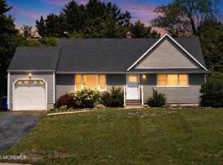 555 Brookside Drive, Toms River, NJ 08753