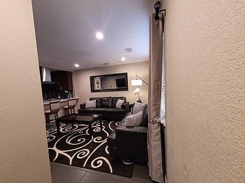 1st image of 3540 Roanoke Ct