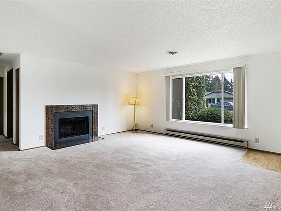 5th image of 13222 45th Ave NE