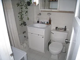 Rented by Alexiou Realty