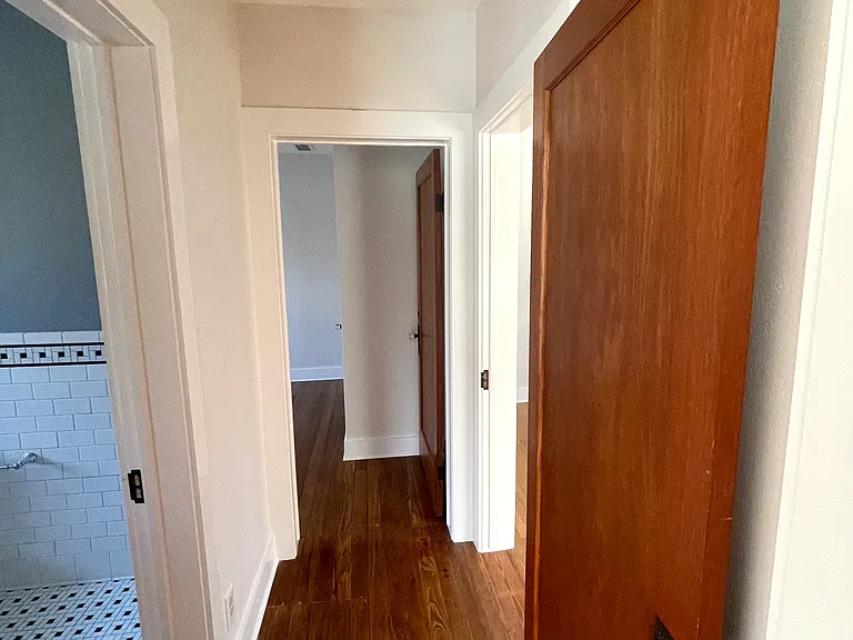 4400 Speedway — Photo 9