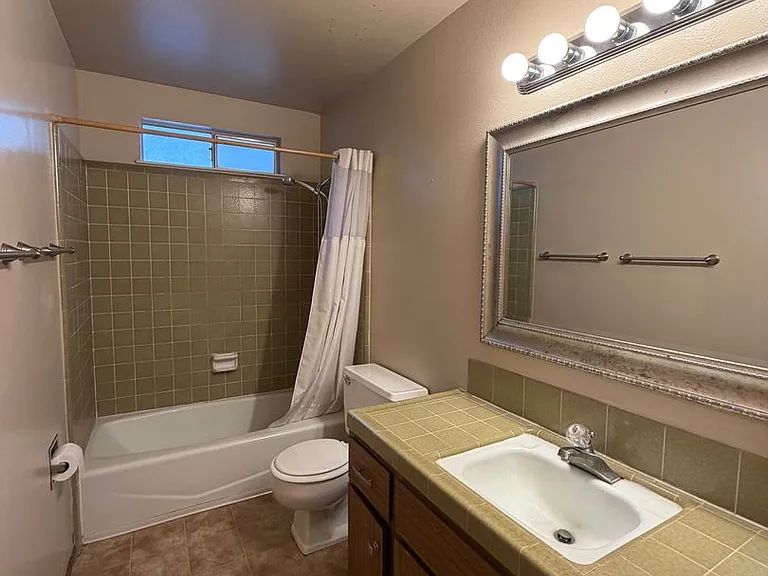 916 Merced Avenue — Photo 4