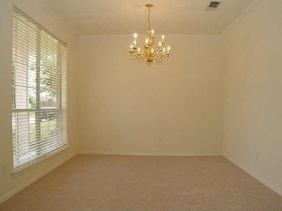 5th image of 5517 Phoenix Dr