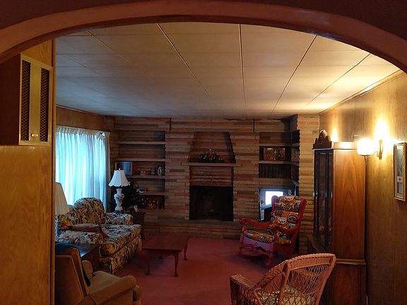 5th image of 110 Gypsy Rd