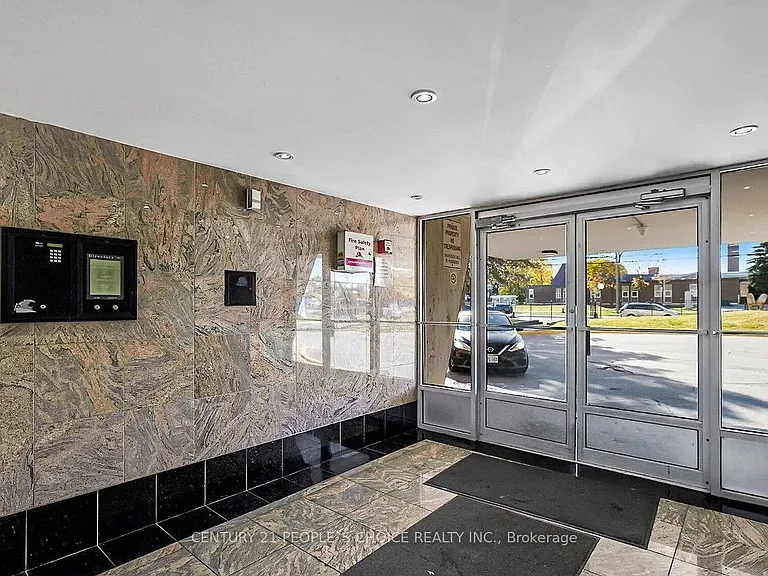 2645 Kipling Ave #411 — Photo 4