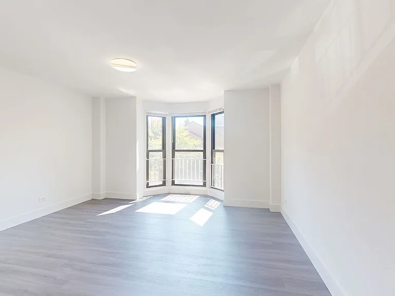 Dining/Living room