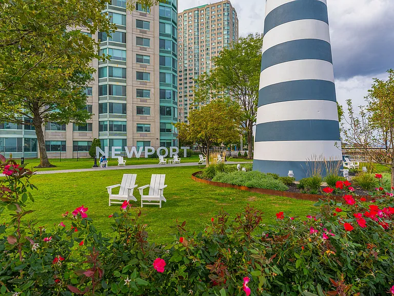 Newport Rentals — Photo 108