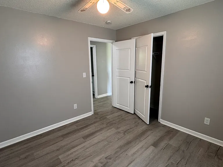 105 Darnell Dr — Photo 19