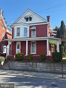 25 Fairview Ave, Waynesboro, PA, 17268