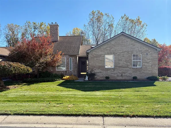 324 Cherry Hill Pointe Dr #27, Canton, MI 48187