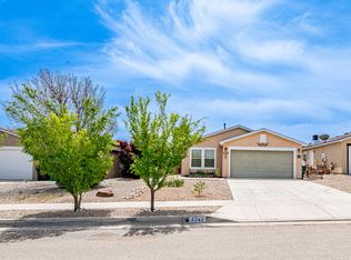 3742 Cattle Dr NE, Rio Rancho, NM 87144
