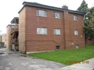 762 Walnut St, Waukegan, IL 60085