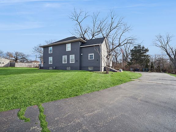 2nd image of 9 Center Rd