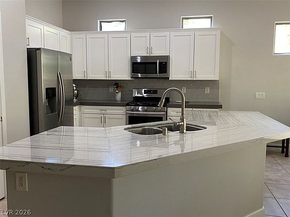 4th image of 22 Gladewater Dr