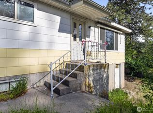 611 S Farr Rd, Spokane, WA 99206