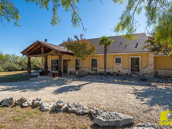 4th image of 2111 Copper Rock Rd