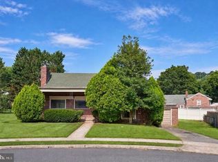 102 Mayer St, Reading, PA 19606