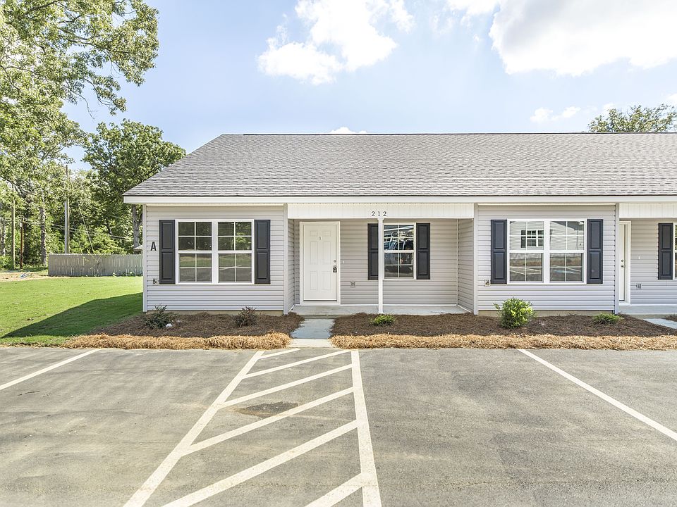 1st image of 212A Tabor Dr #1