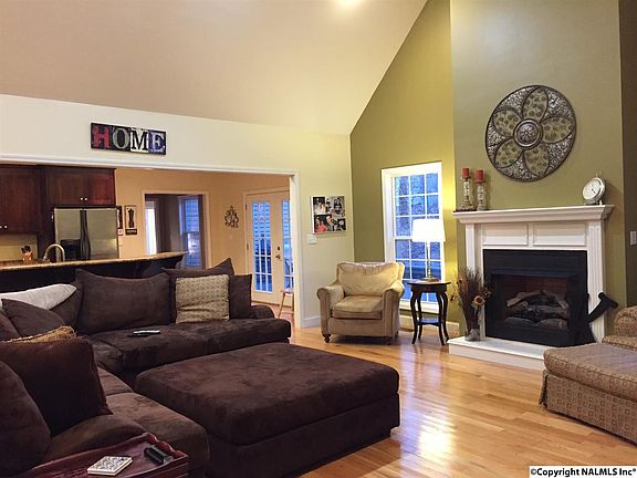 3rd image of 3609 Briarwood Ln