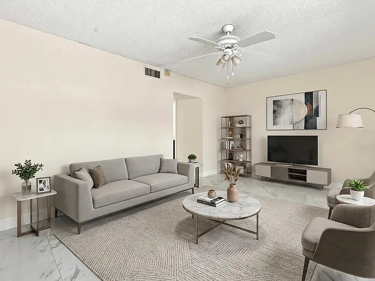 5120 Elmhurst Rd #A — Photo 16