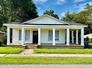 46 School St, Frisco City, AL 36445