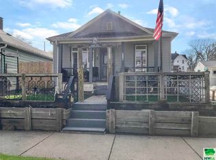 1115 Virginia St, Sioux City, IA 51105