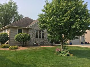 3402 Limerick Ln NE, Rochester, MN 55906