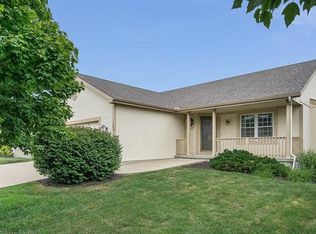 704 Highland Dr, Leavenworth, KS 66048