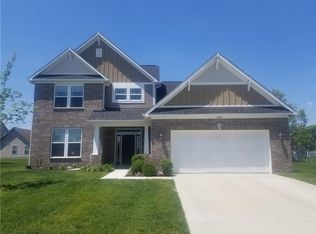 1006 Youngs Creek Dr, Franklin, IN 46131