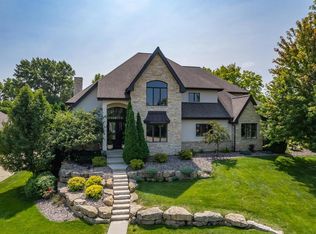 5739 Tuscany Ln, Waunakee, WI 53597