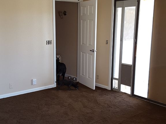 3rd image of 8827 W Alice Ave