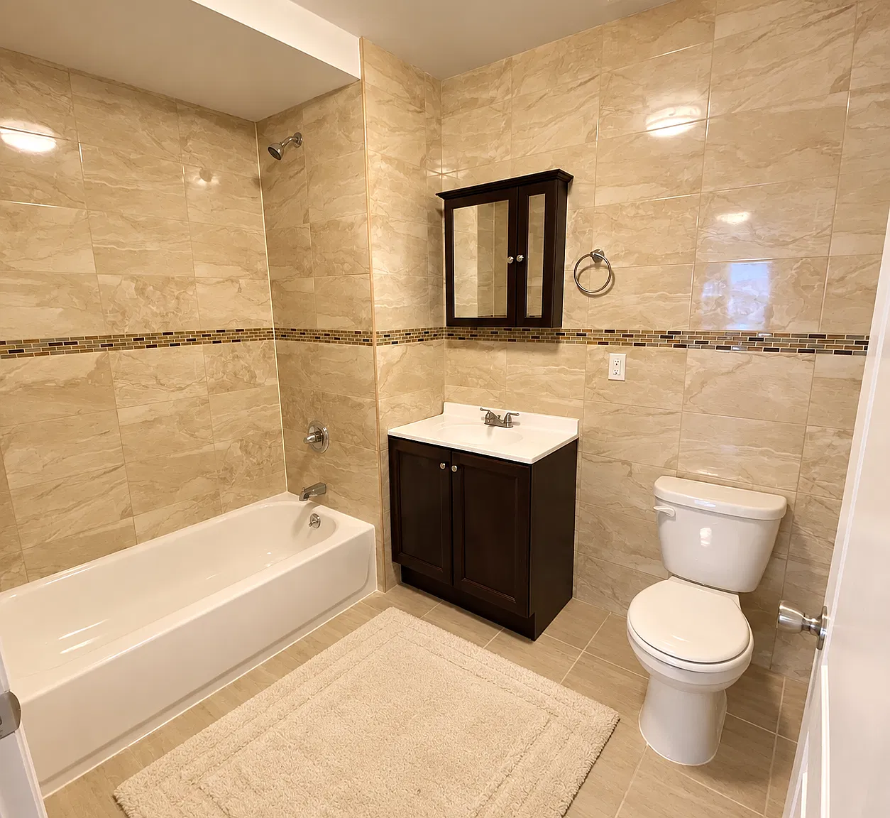 3 bed, 1200 sqft, $3,300 — Photo 3