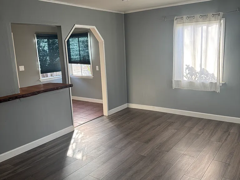 5105 Mesmer Ave — Photo 3