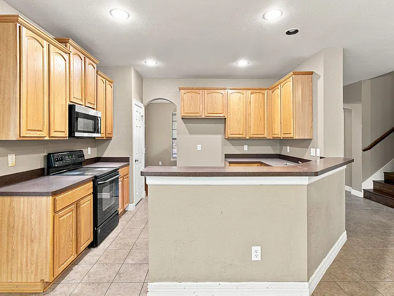 4608 Brighton Dr — Photo 13