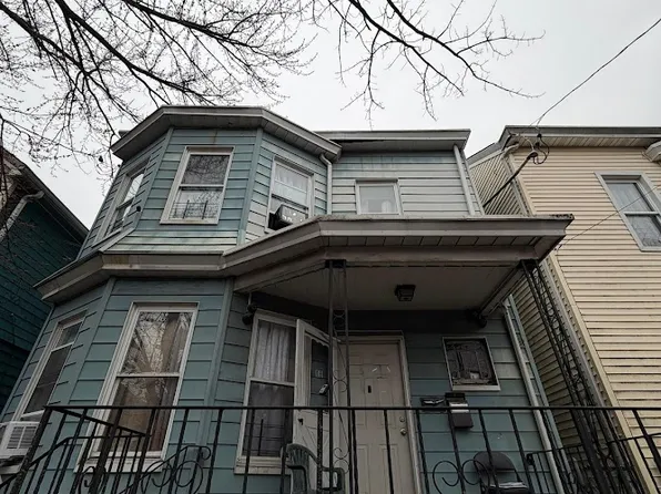 19 Piercy St, Paterson, NJ