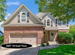 503 SW Foot Hill Dr, Grain Valley, MO 64029