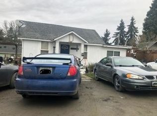 1046 E Grover Ave, Cottage Grove, OR 97424