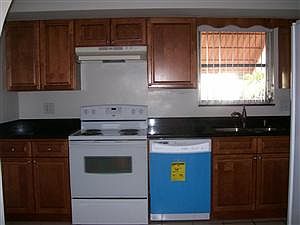 2nd image of 713 SW 4th St