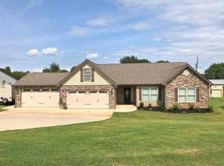 472 Blackwell Dr, Inman, SC 29349