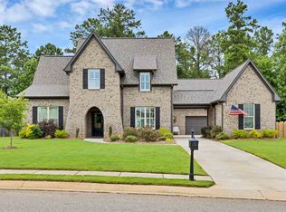 600 Lake Ridge Dr, Trussville, AL 35173