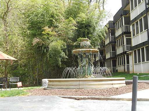 5th image of 1445 Monroe Dr NE APT A4