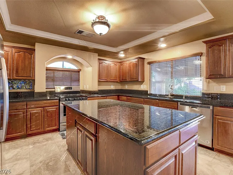 6734 Coronado Crest Ave — Photo 17