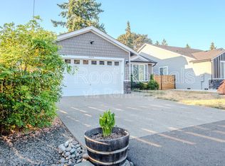 9209 Winona St SW, Lakewood, WA 98498